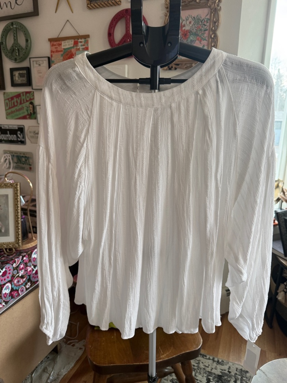 Universal Thread White Long-Sleeve Peasant Top